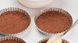 Malé cheesecaky s granátovým jablkem