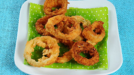 Smažené cibulové kroužky