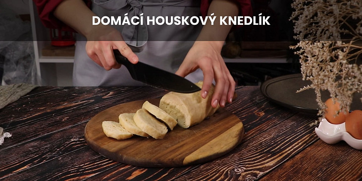 Domácí houskový knedlík