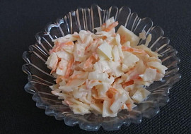 Salát coleslaw s bílým jogurtem