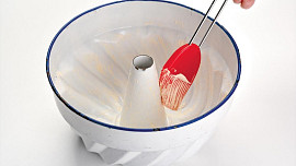 Banánová bábovka s jogurtem