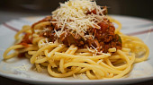 Spaghetti al tonno (Špagety s tuňákem)