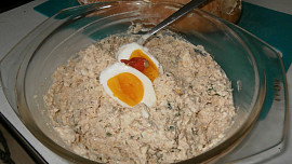 Jemná kuřecí pomazánka s koprem