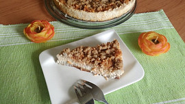 Lotus cheesecake s jablky a drobenkou