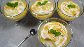 Panna cotta s citronovým krémem (Panna cotta s citrónovým krémem)