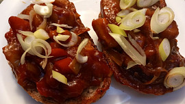 Pikantní nudličky z vepřové pečeně