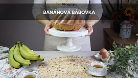 Banánová bábovka