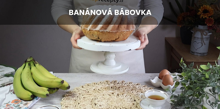 Banánová bábovka