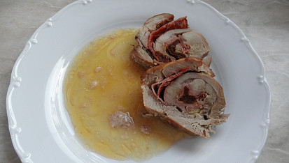 Krůtí roláda se sušenými rajčaty, Krůtí roláda se sušenými rajčaty