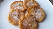 Jablkové lívanečky