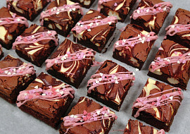 Red velvet brownies s tvarohem (Red velvet brownie s tvarohem)