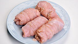 Krůtí roláda s pestem