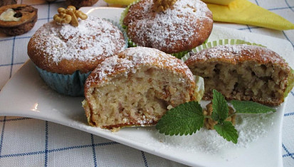 Banánové muffiny s ořechy