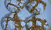 Perníkové crinkle cookies