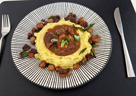 Hovězí po burgundsku  - Boeuf Bourguignonne podle Julii Child