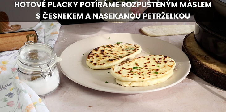 Indické placky naan z pánve (bez droždí)