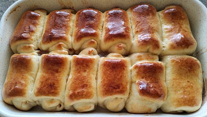 Luxusně nadýchané marmeládové rolky z kynutého těsta