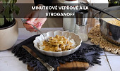 Minutkové vepřové à la Stroganoff