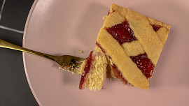 Křehký mřížkový koláč