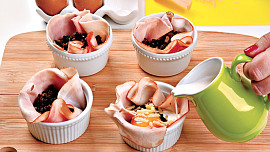 Šunková hnízda s vejci