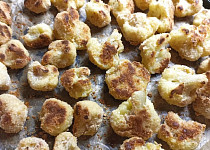 Obalovaný květák pečený v troubě