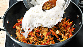 Smažené rýžové nudle