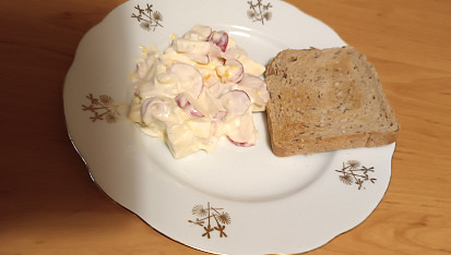 Sýrový salát s ředkvičkami, Sýrový salát s ředkvičkami