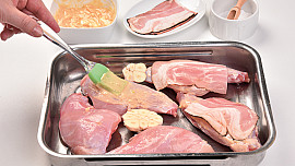 Králičí stehna s hráškovým pyré