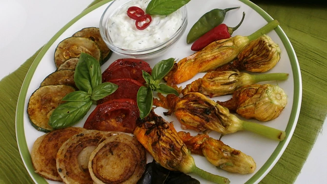Plněné cuketové květy na italský způsob