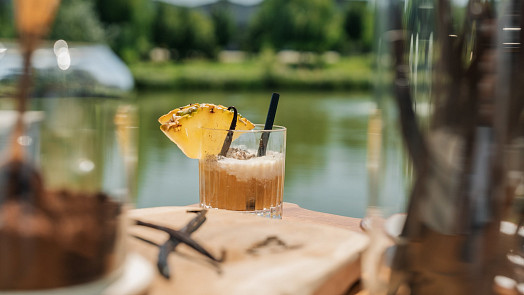 Piña Colada s kokosovým sorbetem a vanilkovo ananasovou pěnou