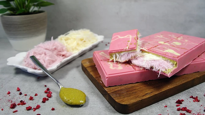 Andělská čokoláda, Chlupatá čokoláda (Angel hair chocolate) Andělská čokoláda, Chlupatá čokoláda (Angel hair chocolate)