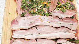 Bylinková vepřová roláda