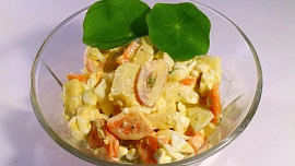 Vajíčkovo-zeleninový salát