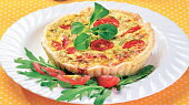Bylinkový quiche s rajčátky