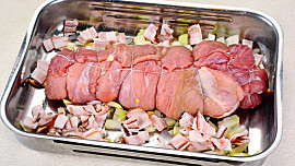 Nadívaná telecí kýta