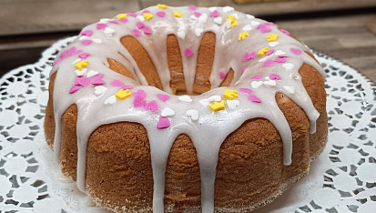 Banánová vláčná bábovka, Banánová bábovka s citronovou polevou