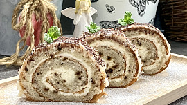 Kávová roláda s náplní à la cannoli