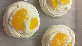 Mini Pavlova