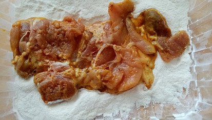 Kuřecí minutka z vykostěných marinovaných stehen