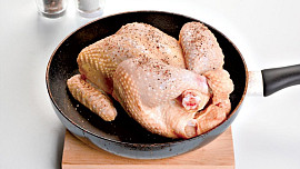 Kuře na šalvěji pečené v mléce