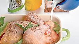 Kuře na šalvěji pečené v mléce