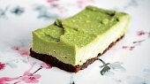 Matcha raw cheesecake