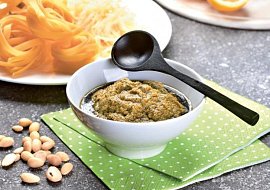 Bylinkové pesto