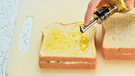 Tuňákové  sendviče z grilu