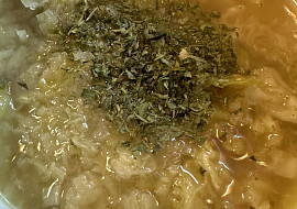 Kapustová polévka (KAPUSTOVÁ)