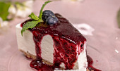 Nepečený cheesecake s borůvkami