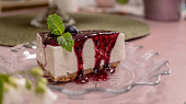 Nepečený cheesecake s borůvkami