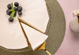 Nepečený cheesecake s borůvkami