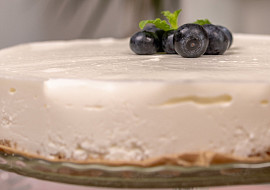Nepečený cheesecake s borůvkami
