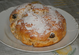 Tvarohový mazanec s kandovanou kůrou